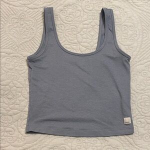 Vuori Halo Essential Scoop Tank